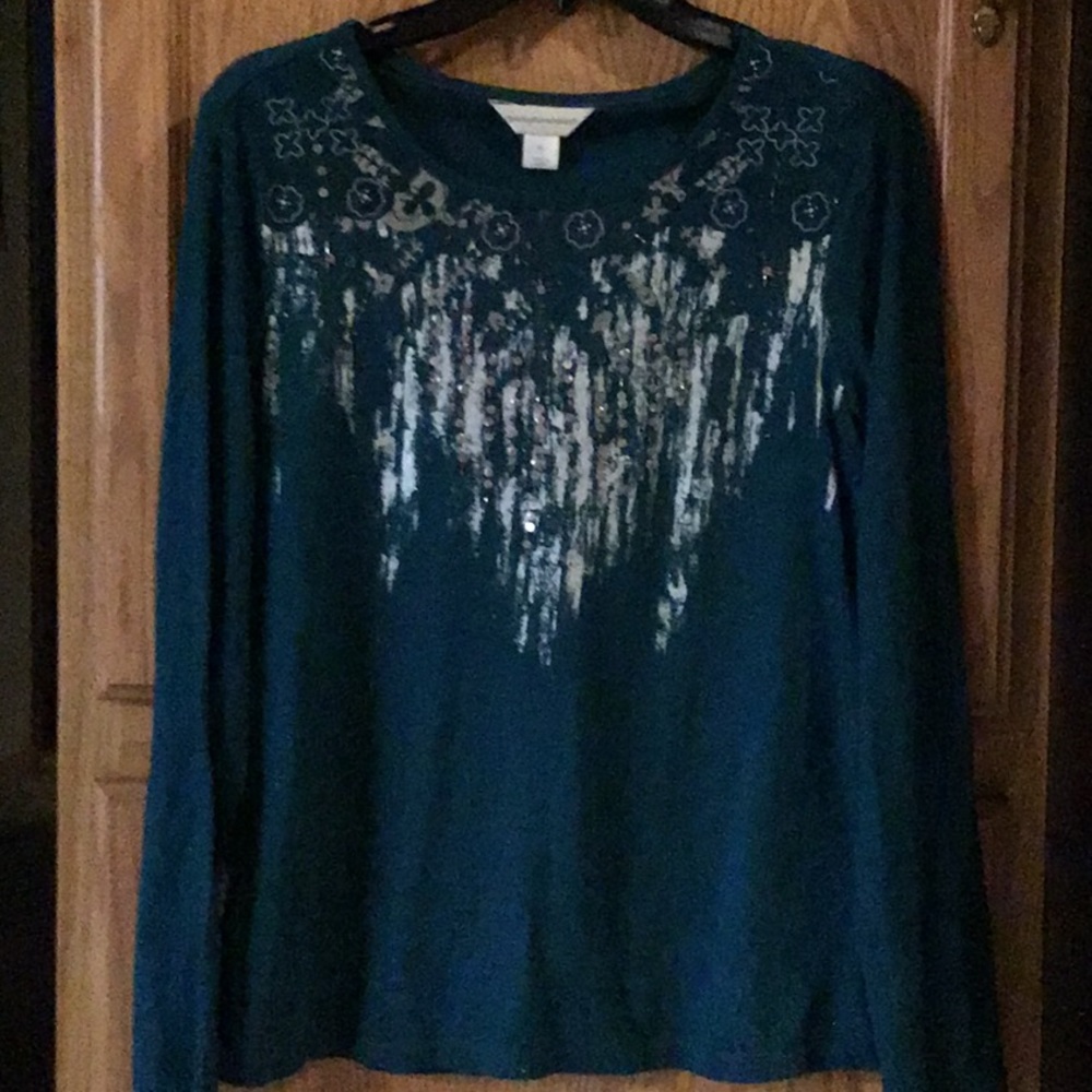 Long sleeve top